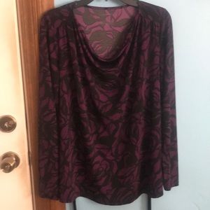 Lia Lange maternity dress top